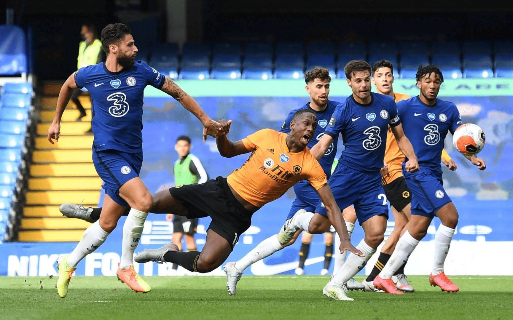 实时赛事比分-包含集结日英超焦点战；里尔战术微调；目标明确；资深球员宣示担当的词条