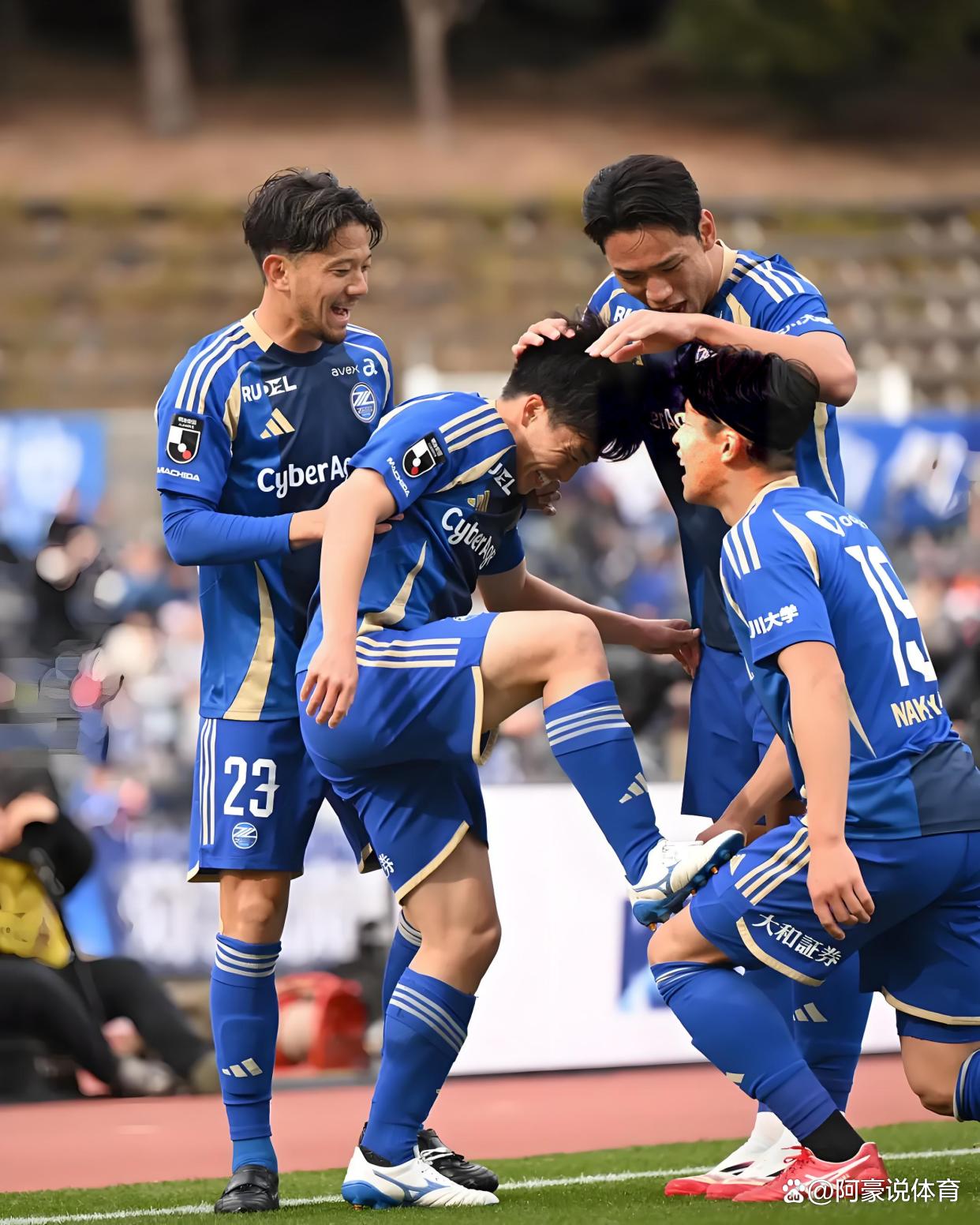 雷速体育-转折点！成都蓉城调整名单，足总杯今夜攻防权衡，信心回归，轮换策略成焦点的简单介绍